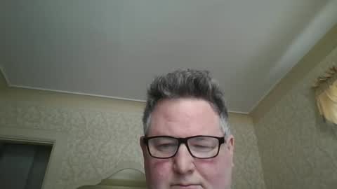 Snapshot of bluemoose70 chatting on 02-12-26, 07:20 bluemoose70 online show from 02-12-26, 07:20