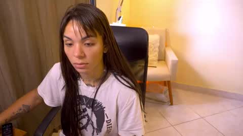 FLORAA online show from 02-06-26, 11:02