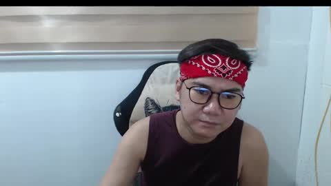 Snapshot of blueranger27 chatting on 03-08-25, 02:30 Andy Tan online show from 03-08-25, 02:30