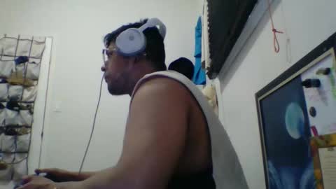 bluevegeta143 online show from 02-26-26, 09:52