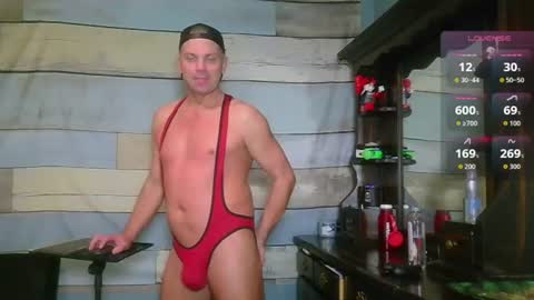Snapshot of blueyes_hung1 chatting on 07-03-26, 04:52 Fun Boi online show from 07-03-26, 04:52