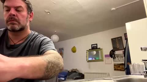 Blueyloey online show from 02-09-25, 02:17