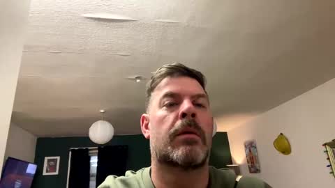 Blueyloey online show from 02-19-25, 12:57