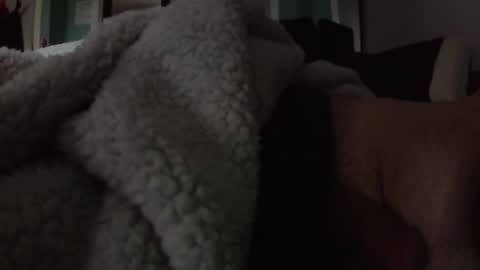 Snapshot of blurry44 chatting on 04-01-26, 01:12 blue online show from 04-01-26, 01:12