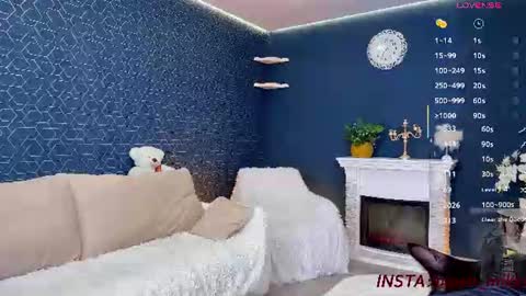 Snapshot of blush_mikki chatting on 07-08-26, 01:26 Mikki chan online show from 07-08-26, 01:26