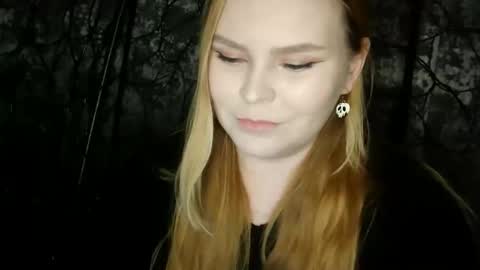 blushing_star online show from 11-24-25, 04:40