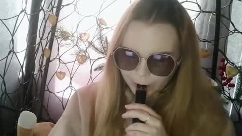 blushing_star online show from 03-11-26, 12:44