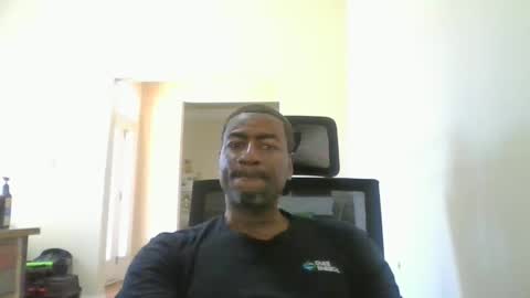 bluuthunder1914 online show from 09-17-25, 05:03