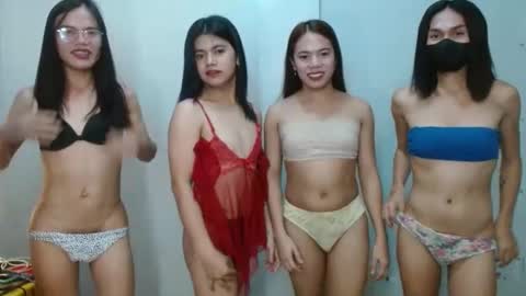 Snapshot of blythe_show chatting on 02-17-25, 03:09 blythe_show online show from 02-17-25, 03:09