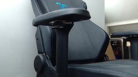 blzd5 online show from 10-19-25, 06:08