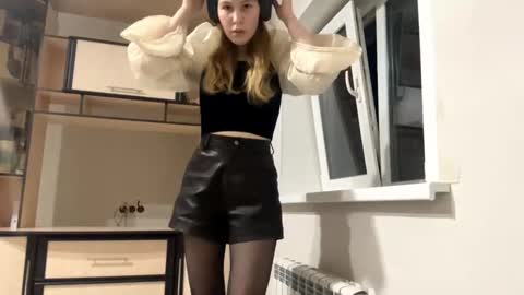 Kate online show from 03-04-26, 02:56