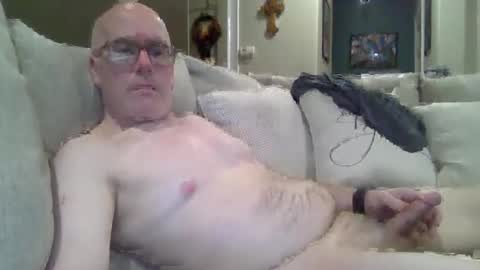 Snapshot of bobblehead31382 chatting on 01-13-26, 10:48 bobblehead31382 online show from 01-13-26, 10:48