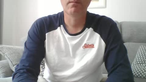 Snapshot of bobby_113 chatting on 06-22-26, 09:06 bobby_113 online show from 06-22-26, 09:06