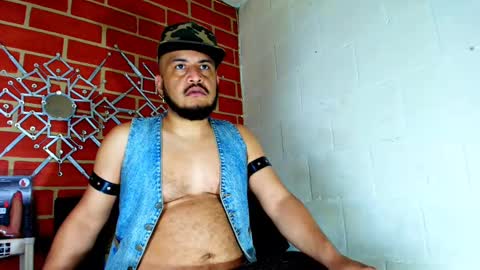 Snapshot of bobby_kbrera chatting on 11-17-25, 05:52 bobby_kbrera online show from 11-17-25, 05:52