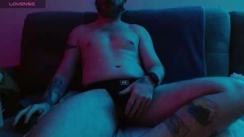 Bobby English online show from 09-30-25, 06:18