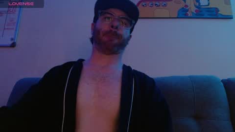 Snapshot of bobbyenglish69 chatting on 03-26-26, 06:08 Bobby English online show from 03-26-26, 06:08