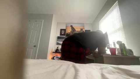 Luv bug  online show from 10-18-25, 07:03