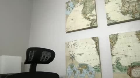 Snapshot of bobbylightfoot3 chatting on 02-14-25, 10:14 bobbylightfoot3 online show from 02-14-25, 10:14