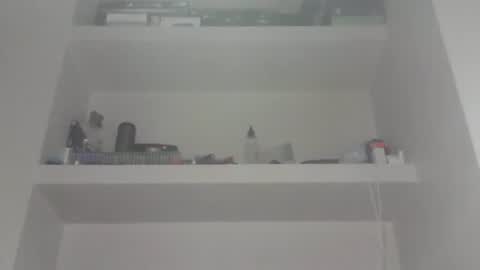 bobbysinger2009 online show from 12-21-25, 01:18