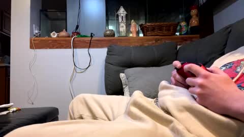 bobfish663 online show from 04-12-26, 04:34