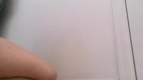 Snapshot of boblong99 chatting on 10-31-25, 12:17 boblong99 online show from 10-31-25, 12:17