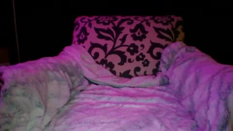 milf online show from 10-12-25, 03:16