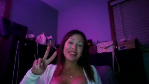 milf online show from 11-30-25, 05:11