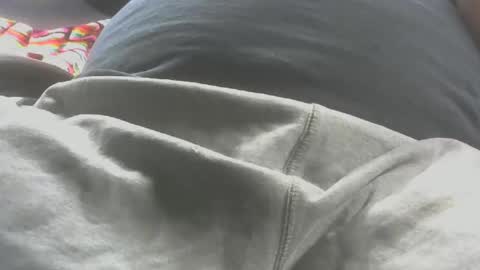 Snapshot of bodrickgrey chatting on 02-12-25, 02:21 Bodrick online show from 02-12-25, 02:21