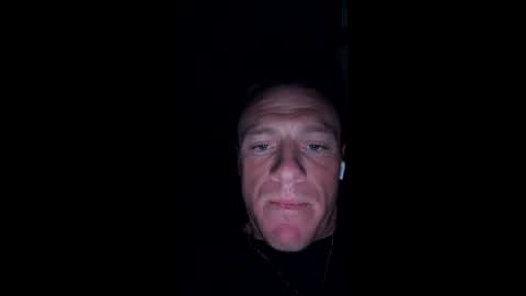 Snapshot of bodukes3233 chatting on 03-20-26, 01:49 Swingingdong online show from 03-20-26, 01:49