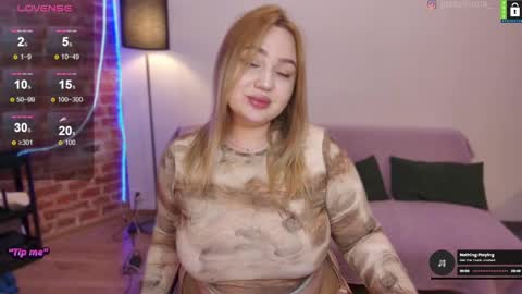  Lina  online show from 12-05-24, 09:50