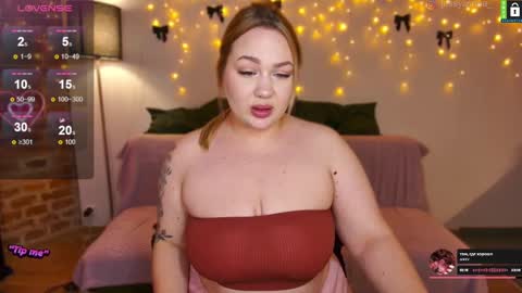  Lina  online show from 01-09-25, 07:42