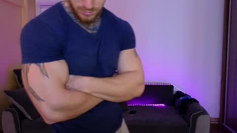 Snapshot of bodyouwant chatting on 01-31-25, 07:39 bodyouwant online show from 01-31-25, 07:39