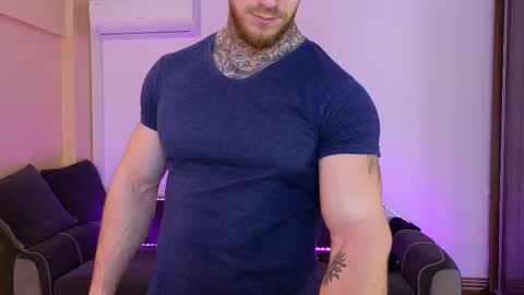 Snapshot of bodyouwant chatting on 02-24-25, 04:38 bodyouwant online show from 02-24-25, 04:38