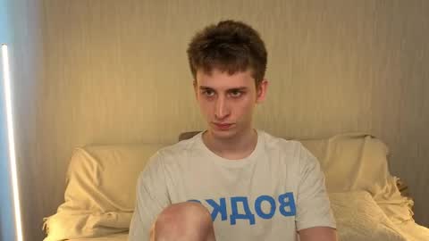 Snapshot of boicute chatting on 04-15-26, 07:37 ALEXPVT IS OPEN online show from 04-15-26, 07:37