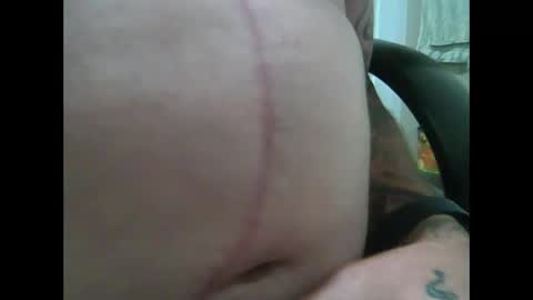 Snapshot of boltboy72 chatting on 10-20-25, 12:27 boltboy72 online show from 10-20-25, 12:27