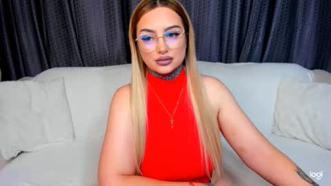 Amy online show from 11-11-25, 05:24