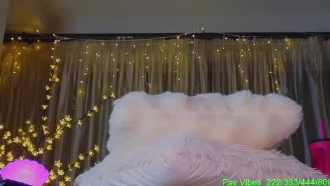 Snapshot of bomb_ass88 chatting on 10-19-25, 09:37 Bomb Ass online show from 10-19-25, 09:37