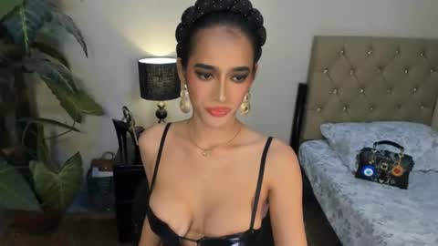 Snapshot of bombshelllaurax chatting on 01-19-26, 12:09 bombshelllaurax online show from 01-19-26, 12:09