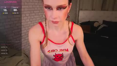 Karen online show from 10-26-25, 03:51