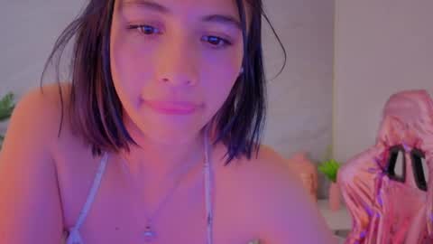 Snapshot of bonnie_1s chatting on 04-21-26, 01:42 Bonnie online show from 04-21-26, 01:42