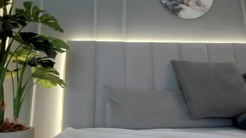 Snapshot of bonnie_bloom chatting on 01-27-25, 02:10 Bonnie online show from 01-27-25, 02:10