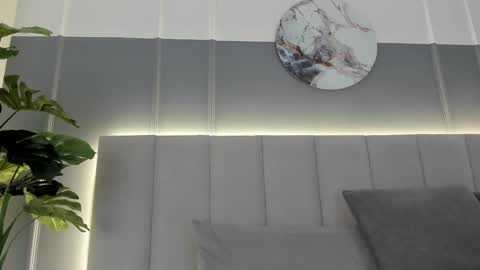 Snapshot of bonnie_bloom chatting on 01-31-25, 11:24 Bonnie online show from 01-31-25, 11:24