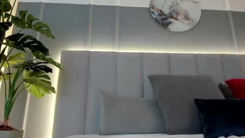 Snapshot of bonnie_bloom chatting on 03-04-25, 11:32 Bonnie online show from 03-04-25, 11:32