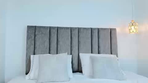 Snapshot of bonnie_bloom chatting on 09-09-25, 04:12 Bonnie online show from 09-09-25, 04:12