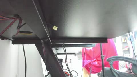 becky online show from 11-10-25, 06:51