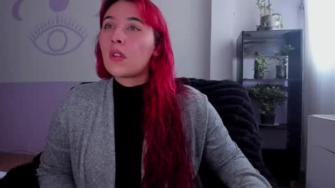 Bonnie Help me reach 500 likes online show from 10-31-25, 04:30