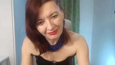 Snapshot of bonnie_naughtyy chatting on 02-21-26, 04:19 Milena online show from 02-21-26, 04:19