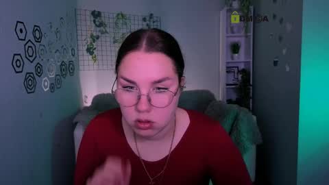 Bonnie online show from 04-06-26, 06:14