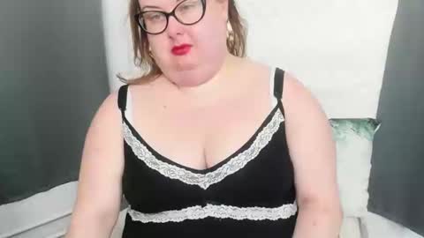 Bonnie online show from 12-07-24, 10:01