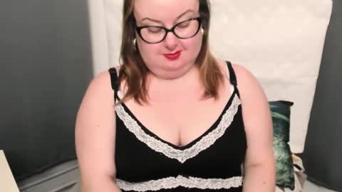 Bonnie online show from 01-24-25, 08:55